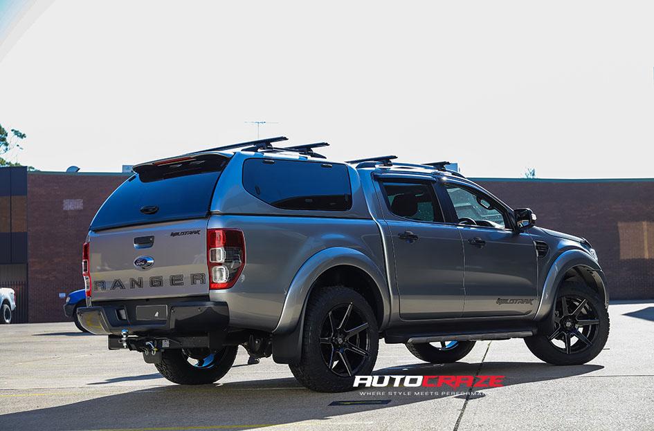 FORD RANGER AVALANCHE GLOSS BLACK MILLED ACCENTS